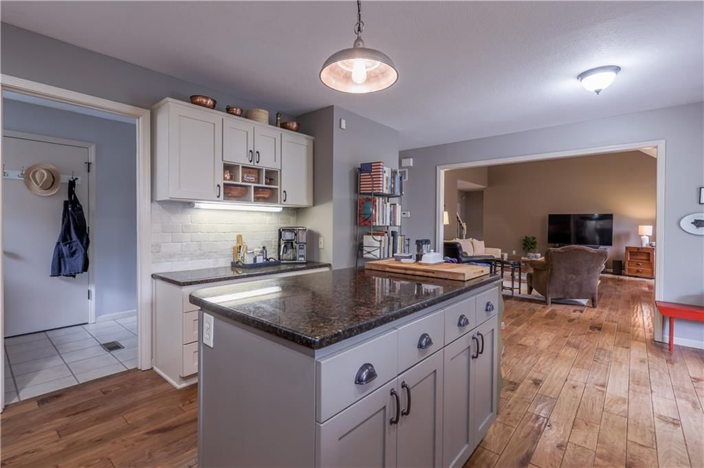 721 Eldridge Street — photo 17