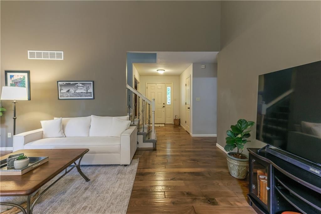721 Eldridge Street — photo 28
