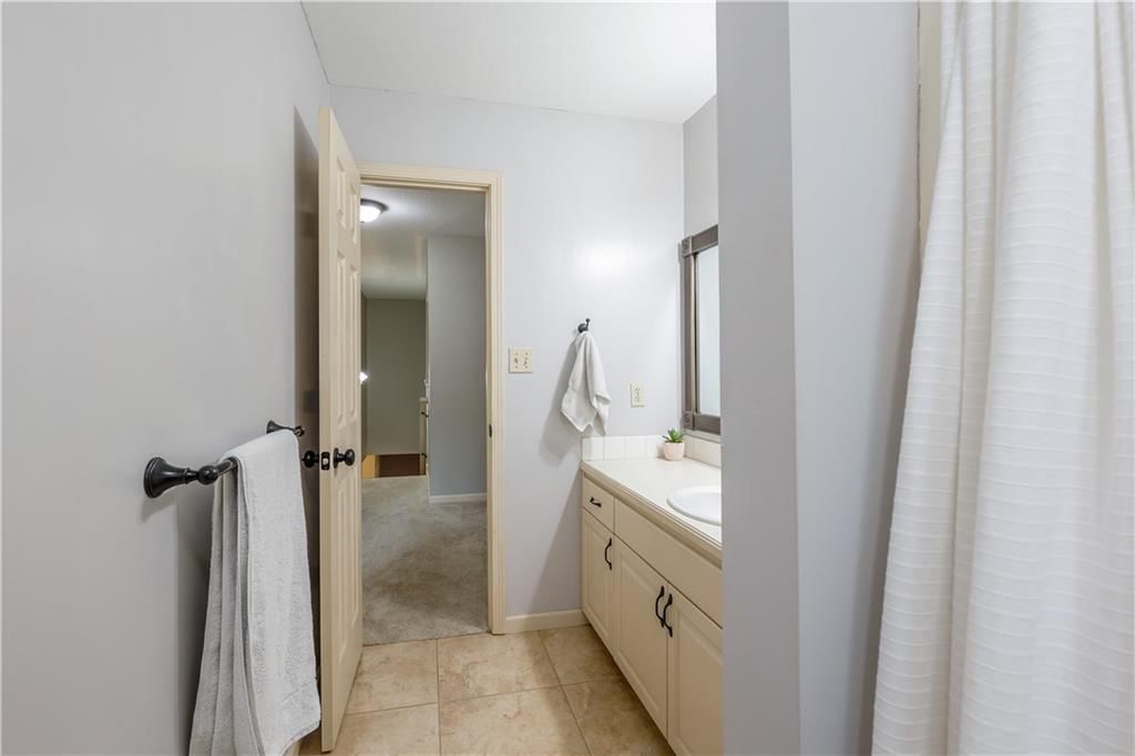 721 Eldridge Street — photo 44