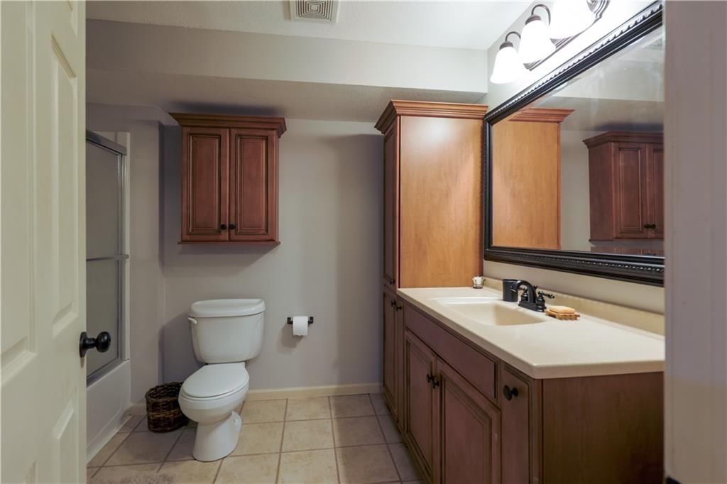 721 Eldridge Street — photo 49