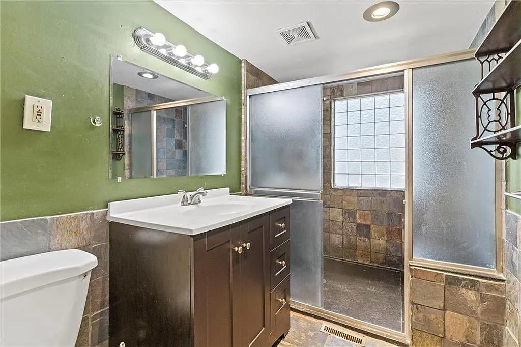 4401 Madison Avenue — photo 20
