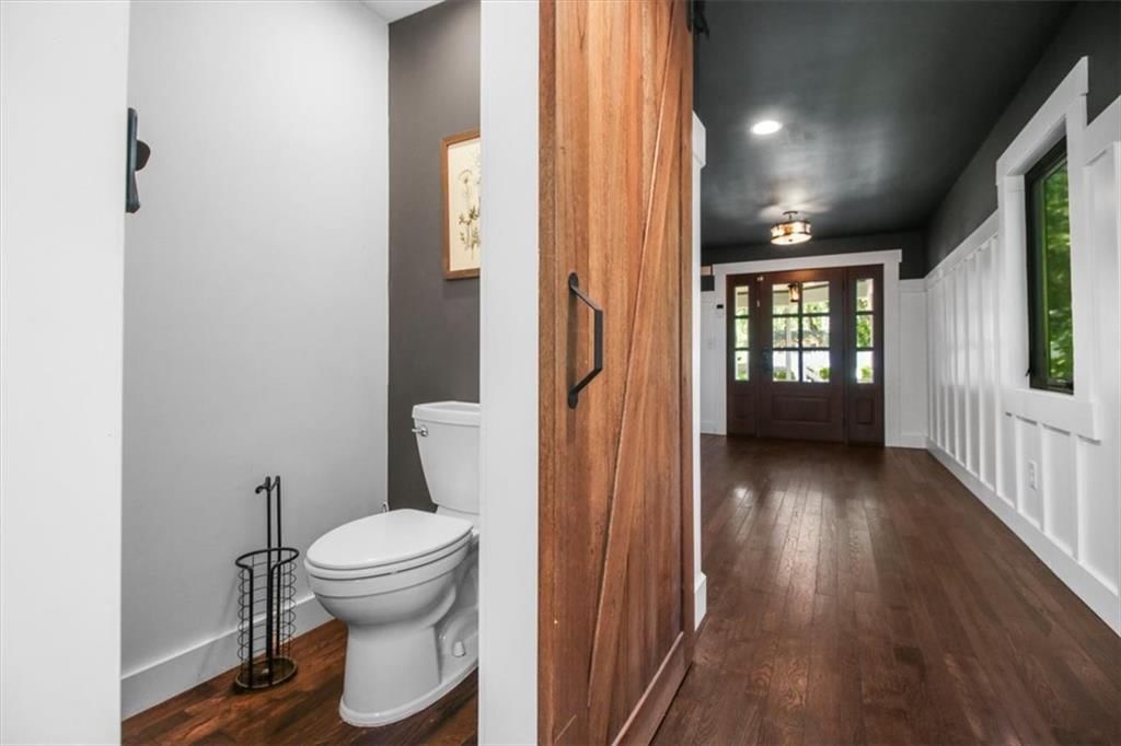 303 SW 2nd Street — photo 5