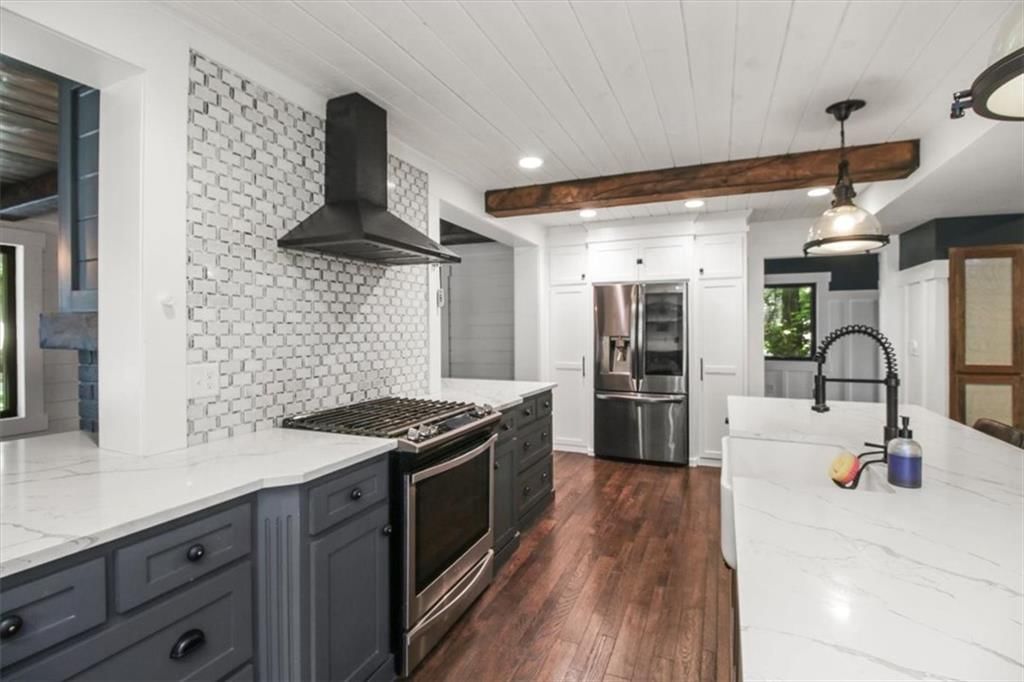 303 SW 2nd Street — photo 11