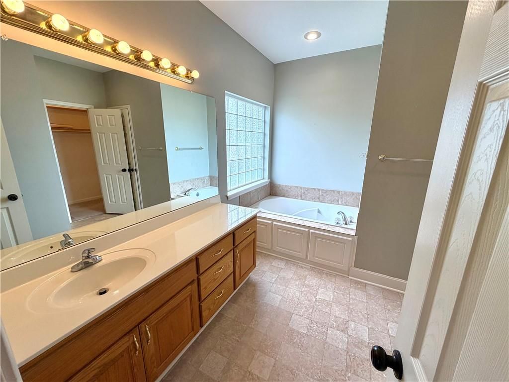 1223 Dustins Way — photo 27