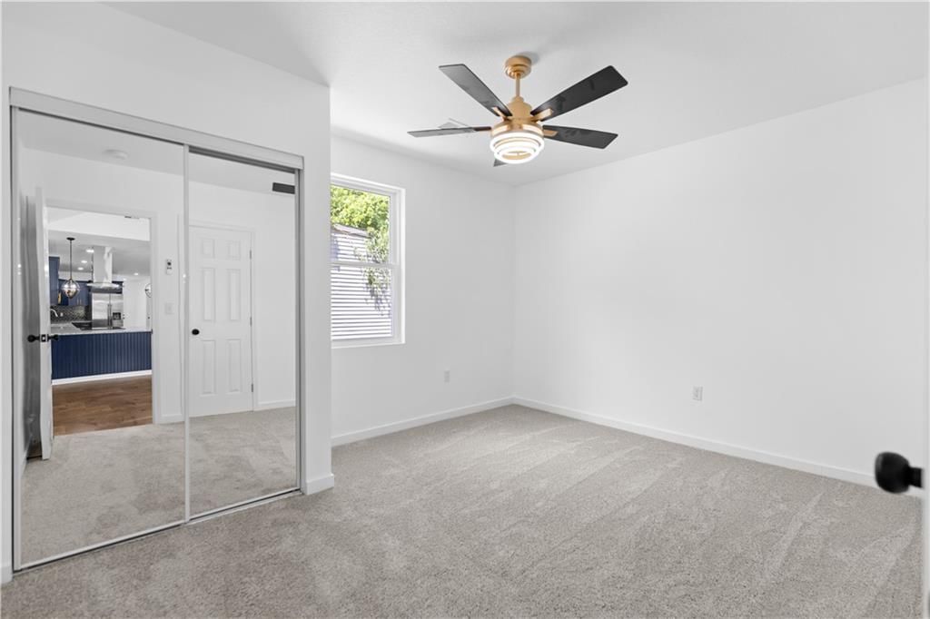 111 Emerson Avenue — photo 8