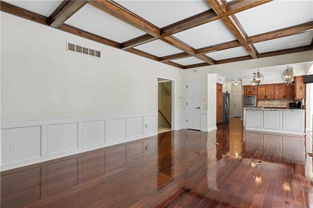 3104 S Victoria Lane — photo 19