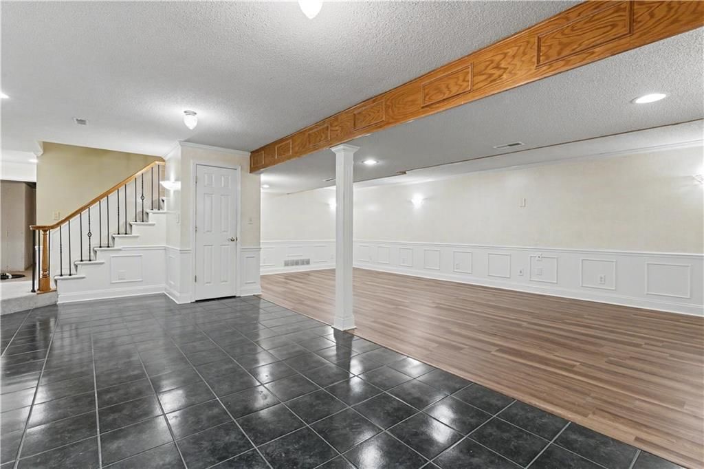 3104 S Victoria Lane — photo 43