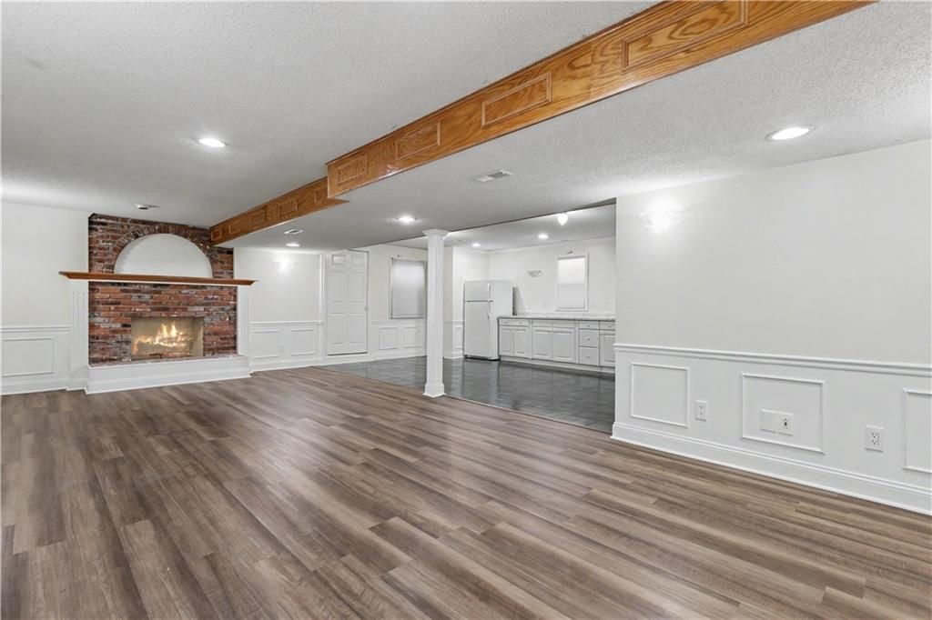 3104 S Victoria Lane — photo 45