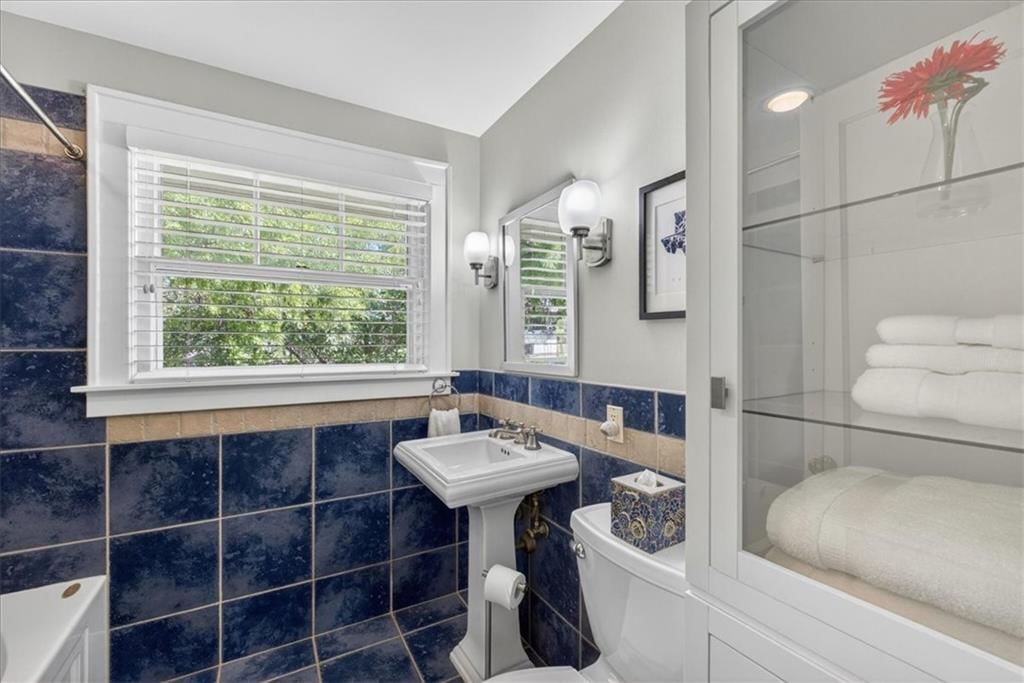 607 W 61ST Street — photo 32