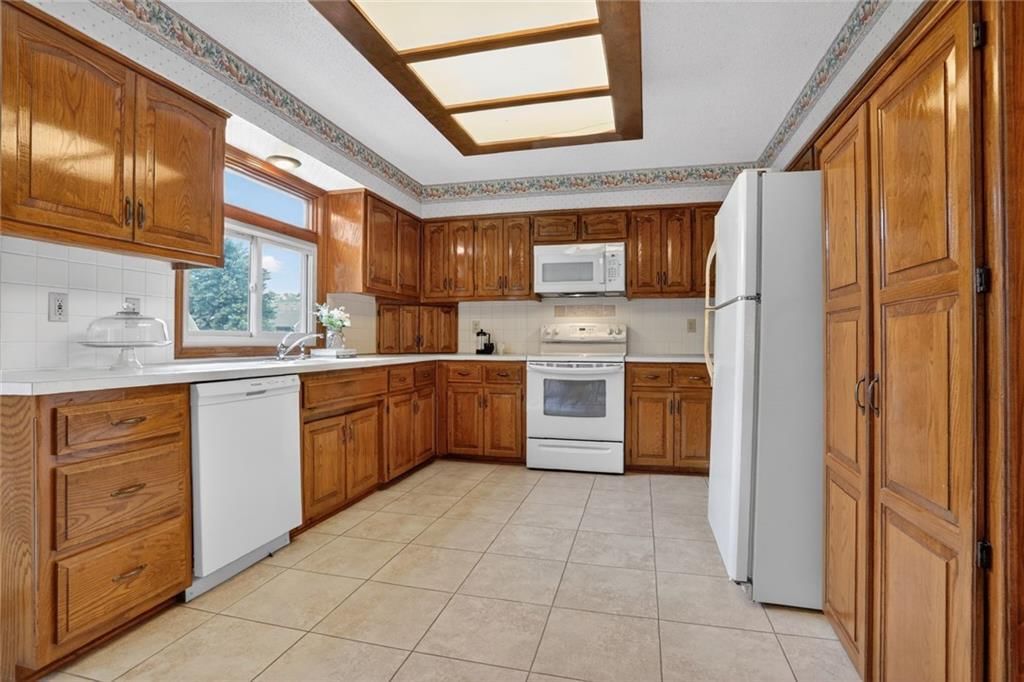 15416 W 94th Terrace — photo 13
