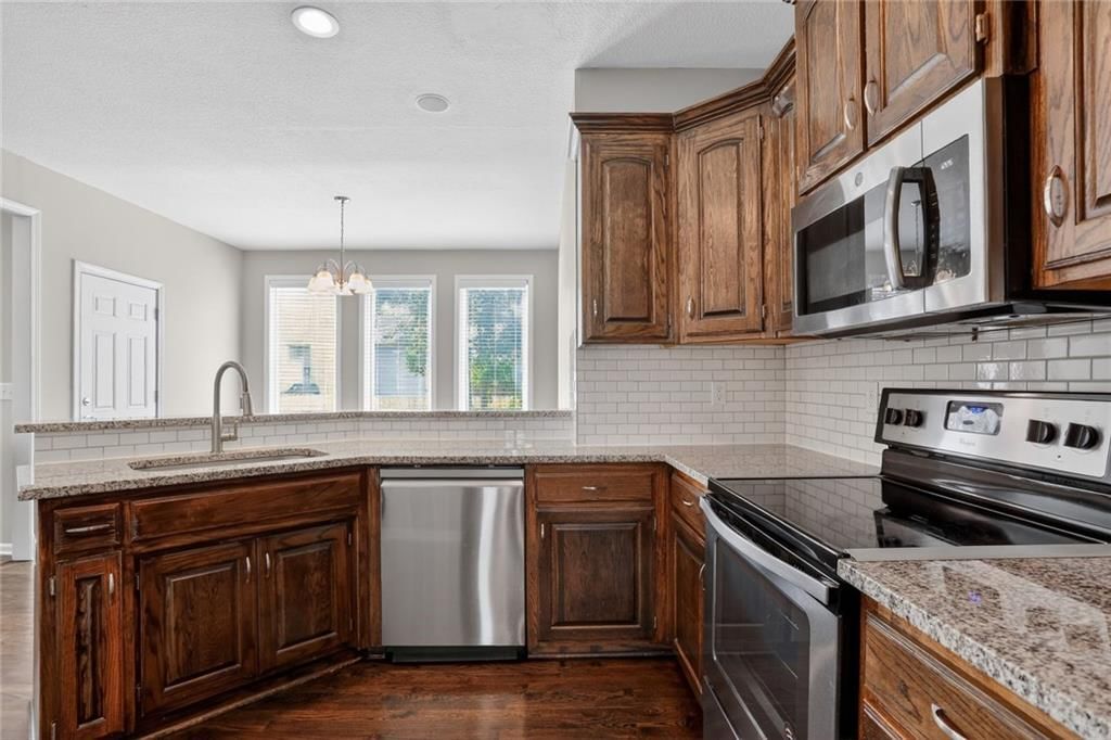 441 W Westhoff Place — photo 5