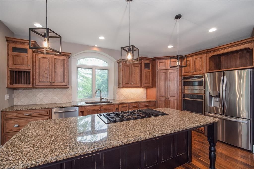 704 Folks Road — photo 19