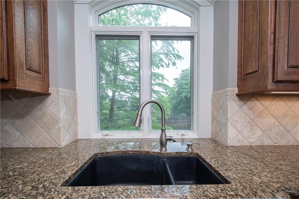 704 Folks Road — photo 22