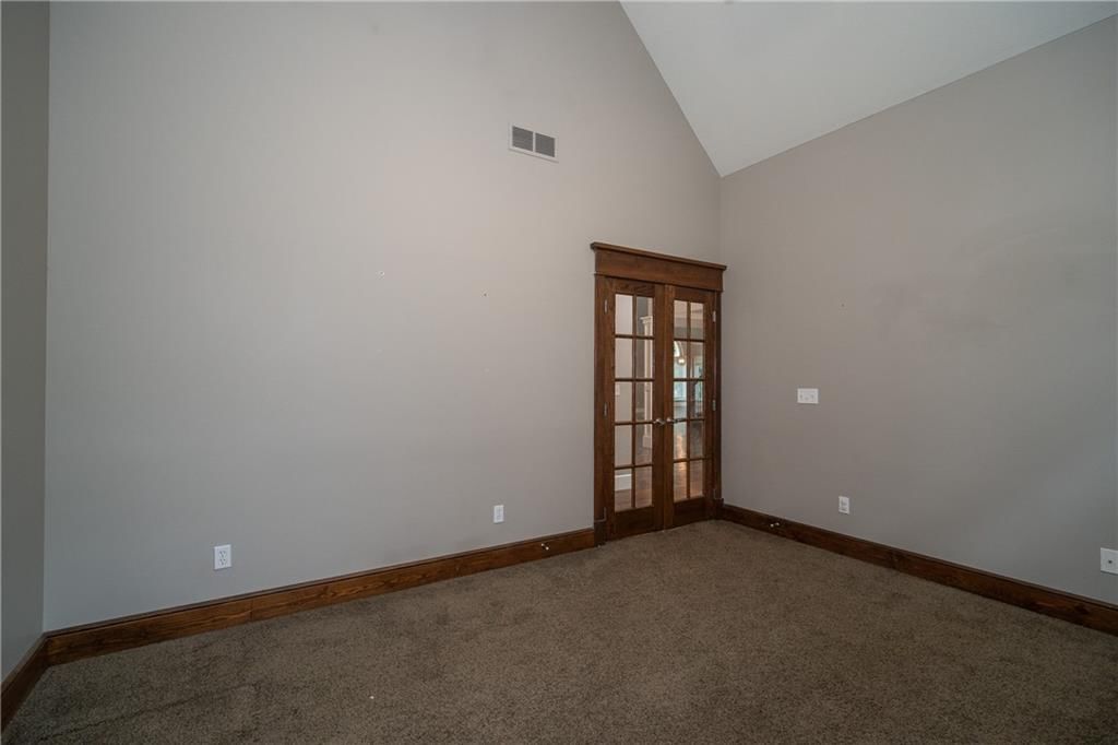 704 Folks Road — photo 35
