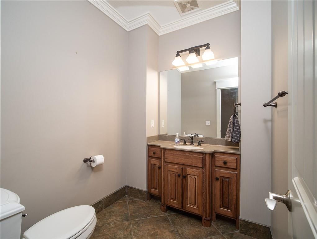 704 Folks Road — photo 37