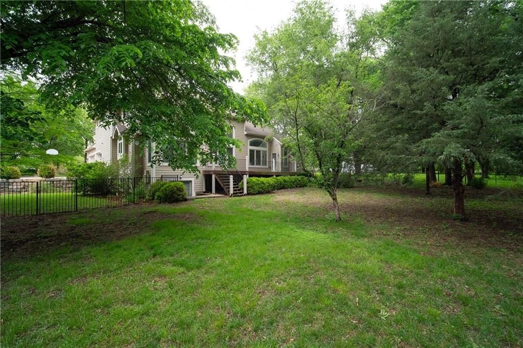 704 Folks Road — photo 69