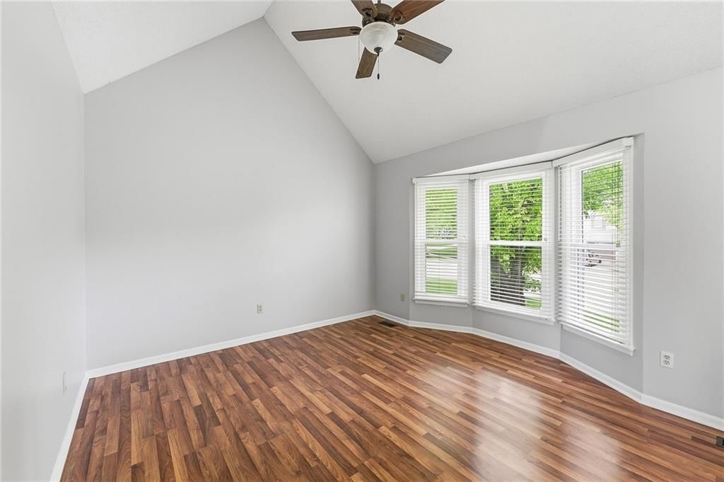 11811 Slater Street — photo 6