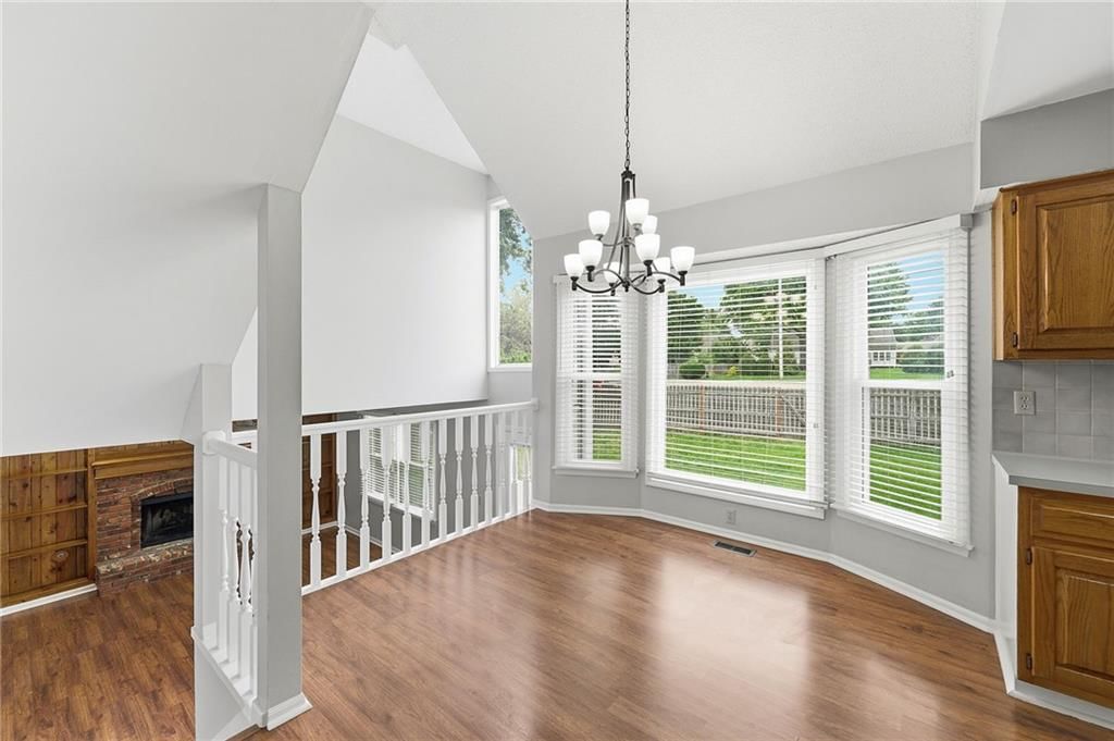 11811 Slater Street — photo 8