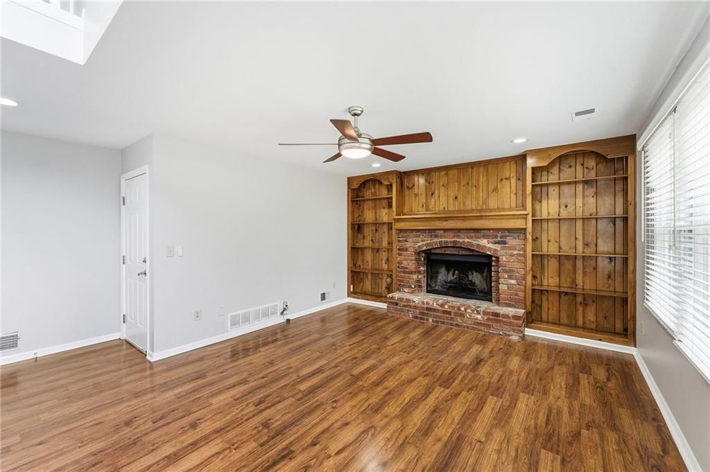 11811 Slater Street — photo 12