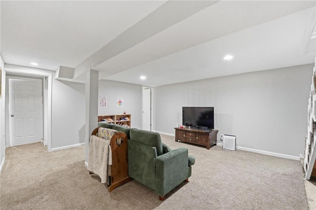 866 S Sheridan Circle — photo 21