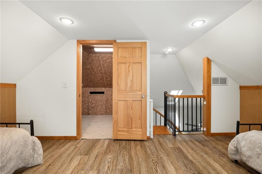 2725 Garfield Avenue — photo 22