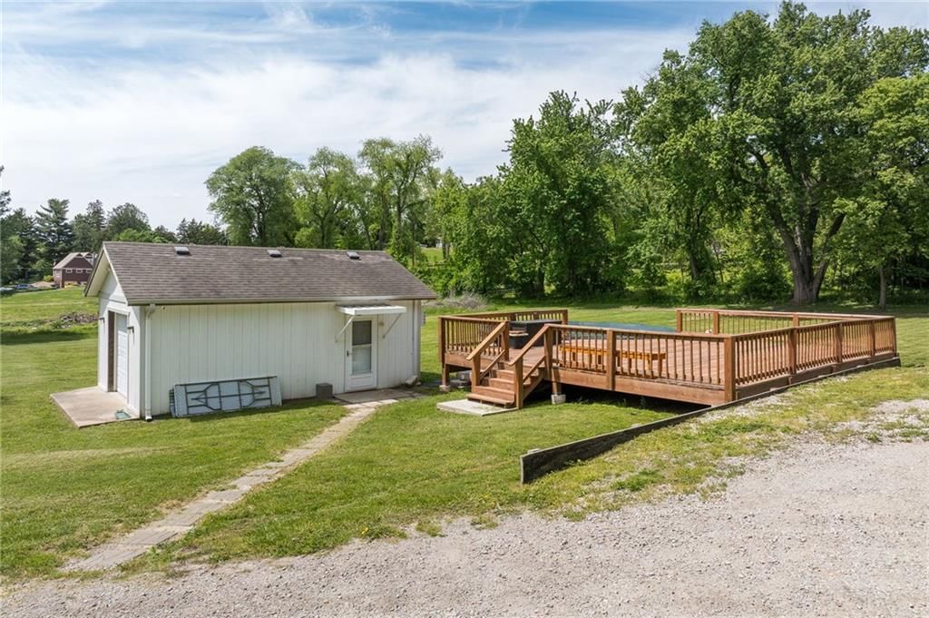 2725 Garfield Avenue — photo 31