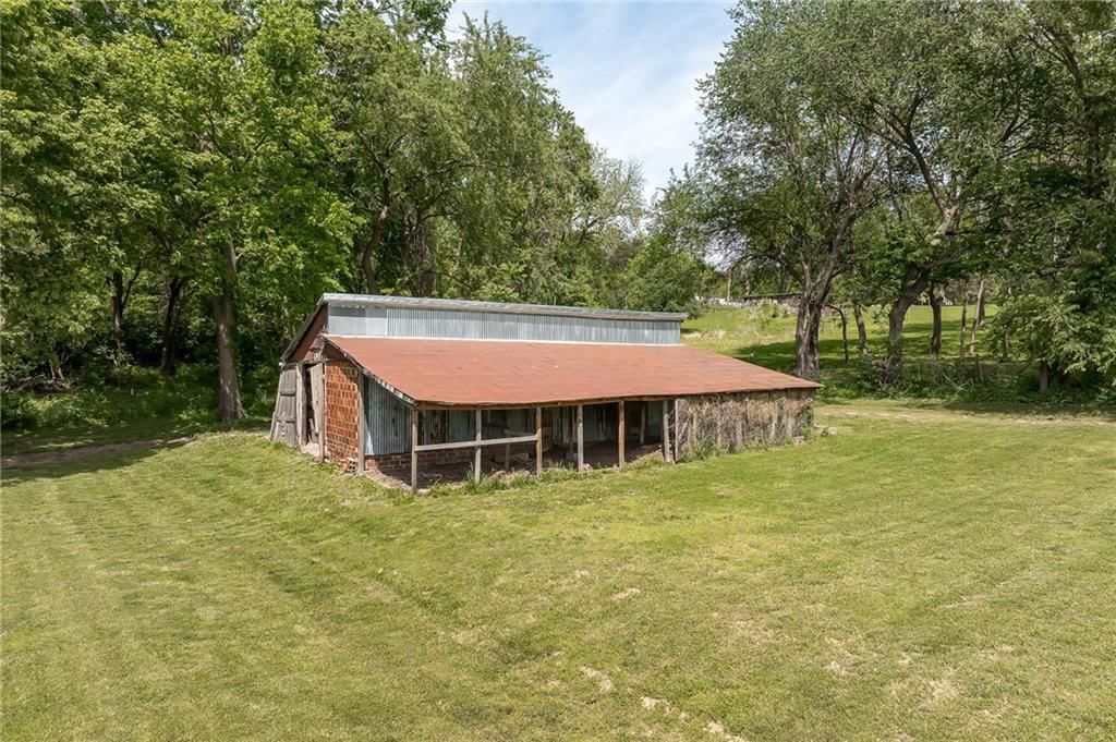 2725 Garfield Avenue — photo 34