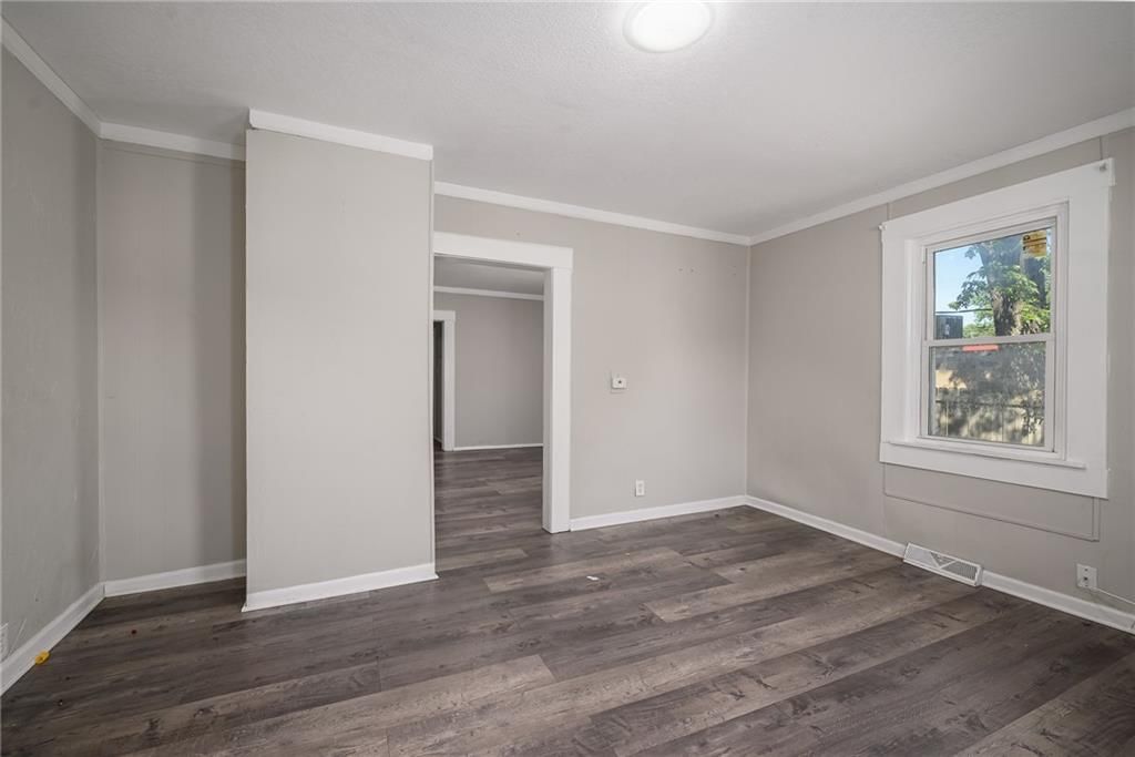5510 PITKIN Avenue — photo 4