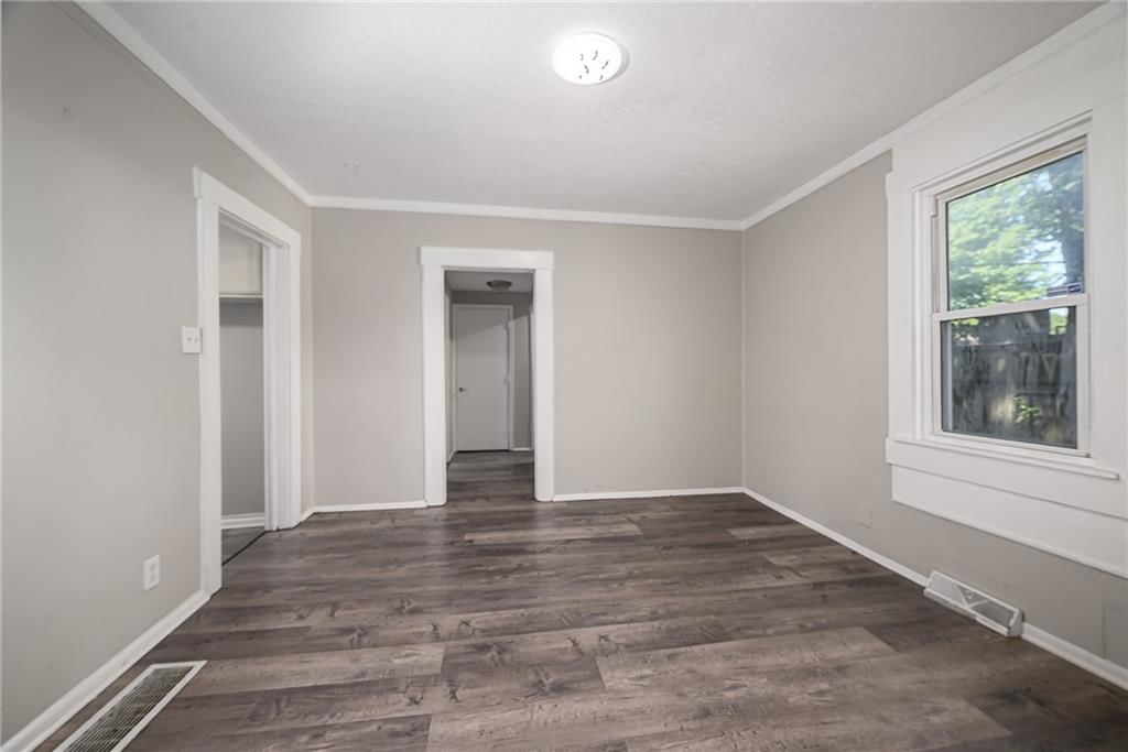 5510 PITKIN Avenue — photo 5