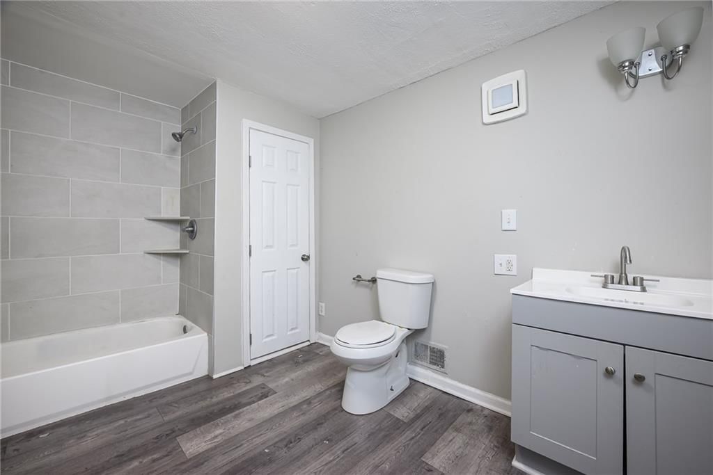 5510 PITKIN Avenue — photo 10