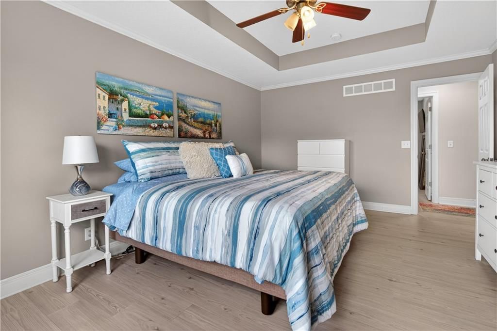 5835 LAKECREST Drive — photo 16