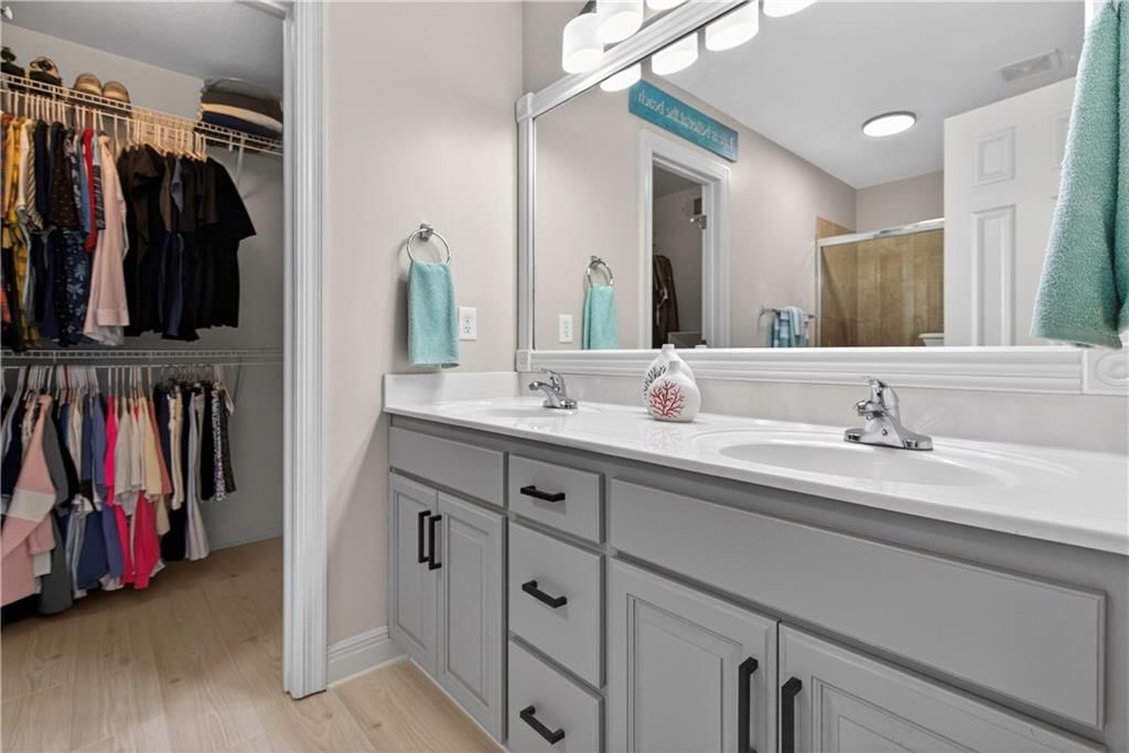 5835 LAKECREST Drive — photo 18
