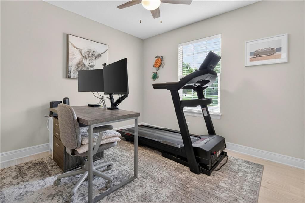 5835 LAKECREST Drive — photo 23