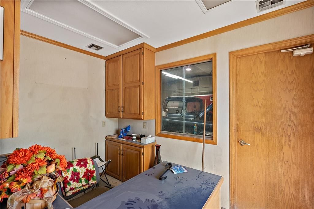 902 Siggins Street — photo 8