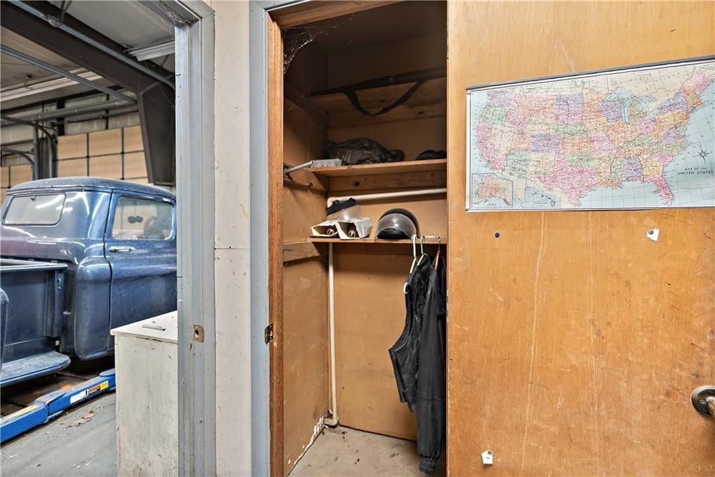 902 Siggins Street — photo 18