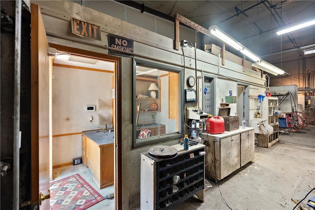 902 Siggins Street — photo 24