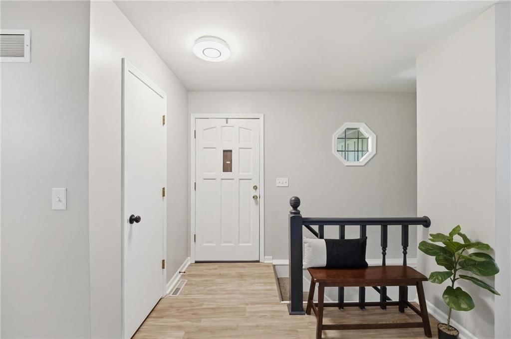 8300 N Virginia Avenue — photo 24