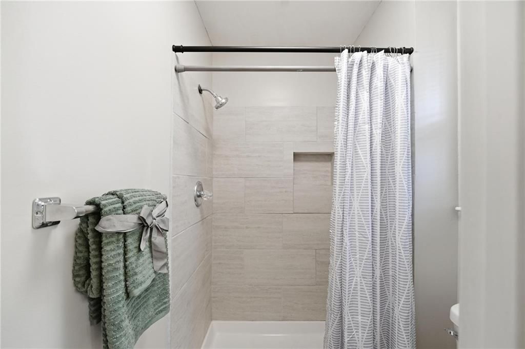 8300 N Virginia Avenue — photo 29