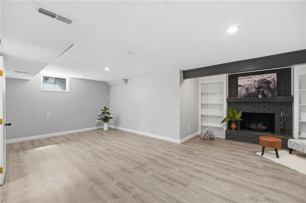 8300 N Virginia Avenue — photo 36