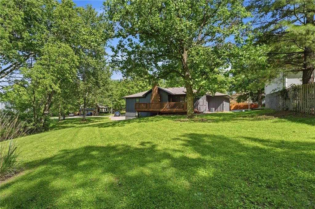 8300 N Virginia Avenue — photo 43