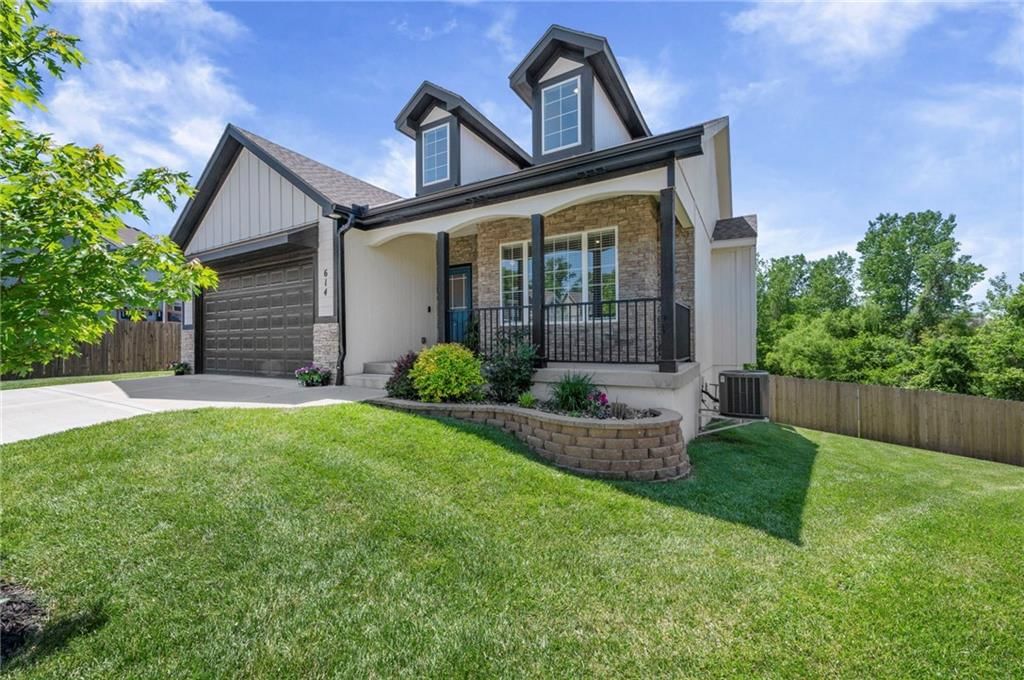 614 Caitlin Court — photo 2