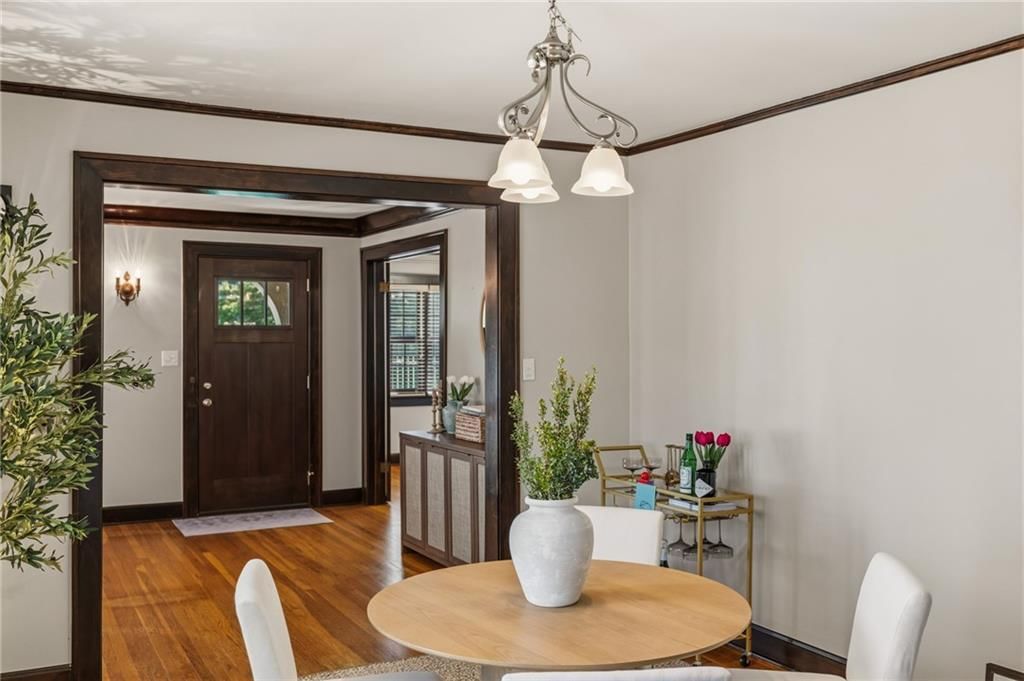 302 E 66th Terrace — photo 16