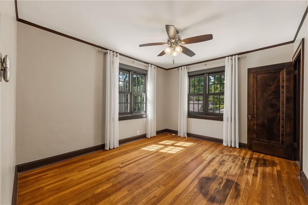 302 E 66th Terrace — photo 33