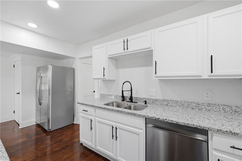 800 Valentine Road — photo 12