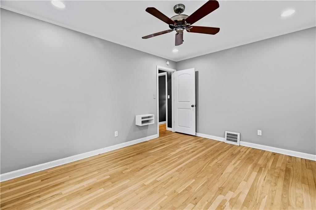 7117 Cedar Street — photo 41