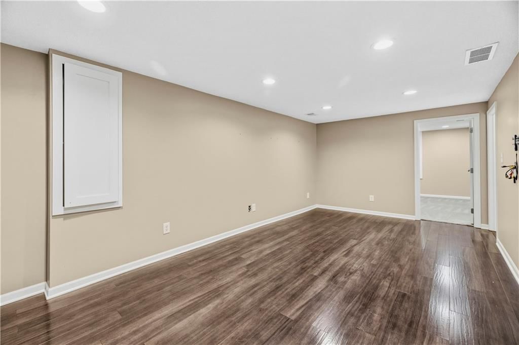 7117 Cedar Street — photo 43