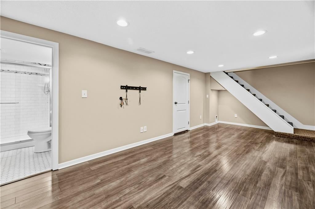 7117 Cedar Street — photo 44