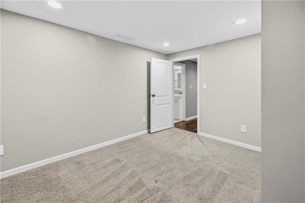 7117 Cedar Street — photo 47