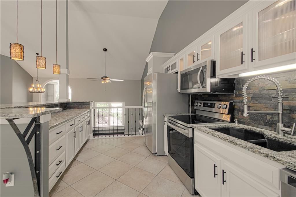 11101 NW 55th Street — photo 10