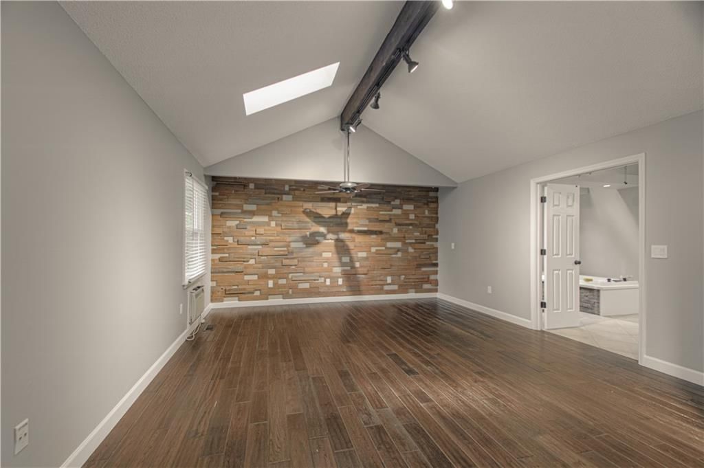 11101 NW 55th Street — photo 14